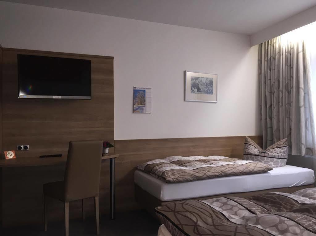 Hotel & Reitsportzentrum Kreuth Heideck المظهر الخارجي الصورة