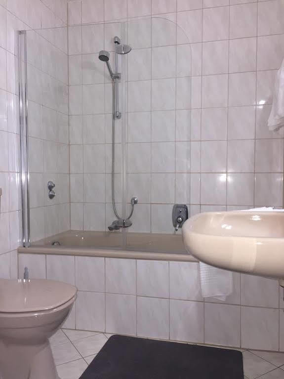 Hotel & Reitsportzentrum Kreuth Heideck المظهر الخارجي الصورة